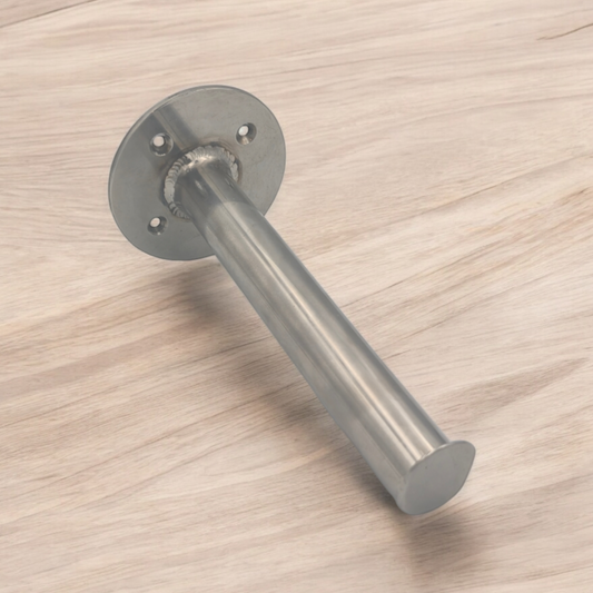 Specialproduceret knagerække – Dansk design